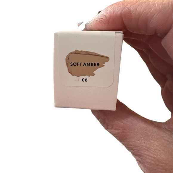 Fenty Beauty by Rihanna
Match Stix Matte Contour Skinstick - Picture 3 of 3